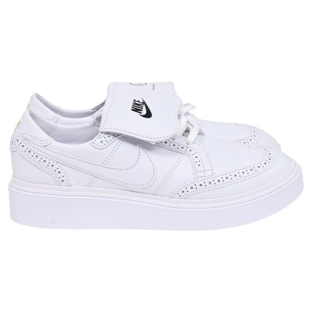 Nike Kwondo 1 Sneakers in White Leather